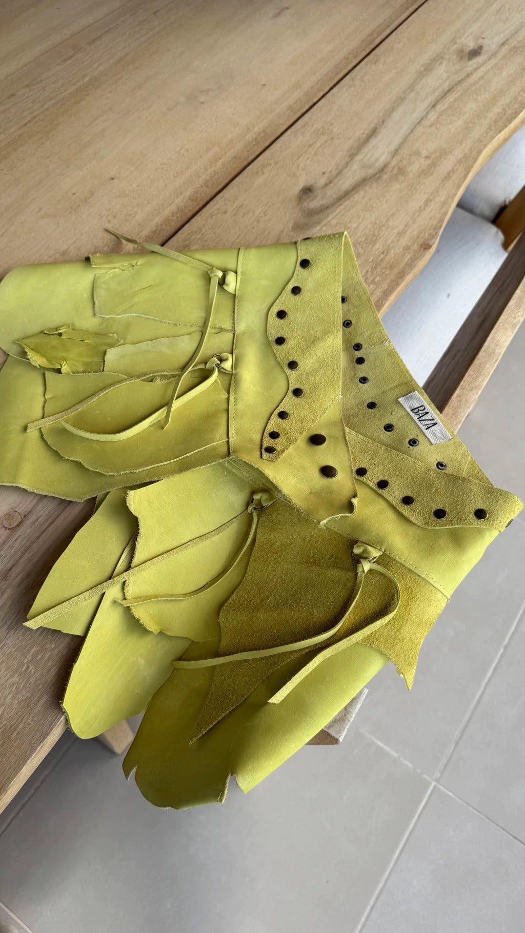 Mini Picos, pieza de cuero de BAZA